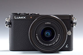 記事：小さいだけじゃない――“溝”をさりげなく埋める不思議なカメラ　“LUMIX GM”「DMC-GM1」  by ITmeida