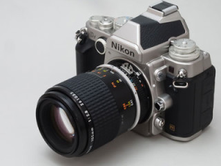 記事：「Df」で楽しむ、初めてのMFニッコール――ニコン「Ai Micro-Nikkor 105mm f/2.8S」 by ITmedia