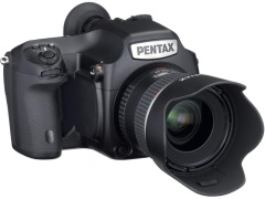 記事：“超高画素CMOS”の「PENTAX 645D 2014（仮称）」がCP+2014に参考出品 by DC Watch